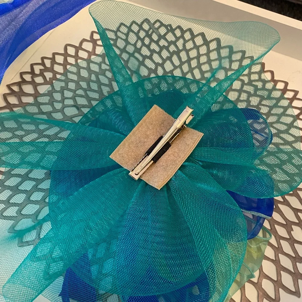 Elegant Blue and Green Women's Hat - Picture 5 of 5